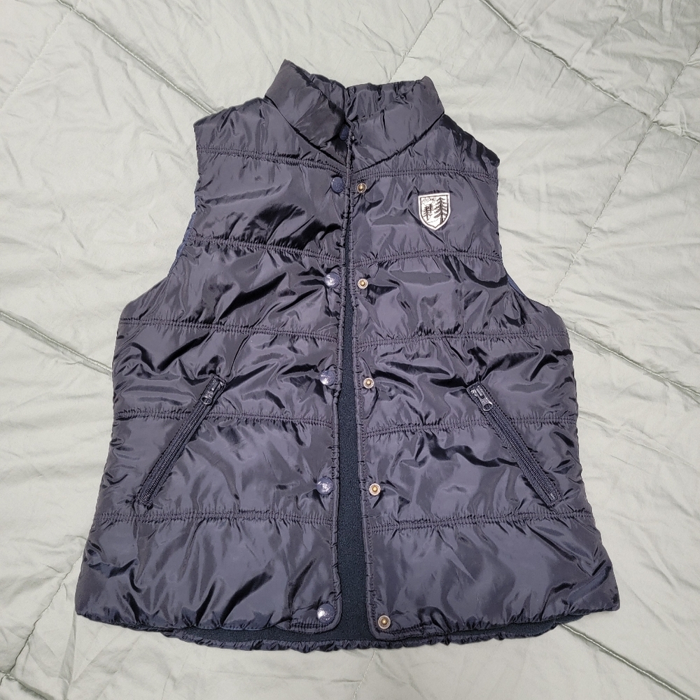 American Eagle navy puffer vest